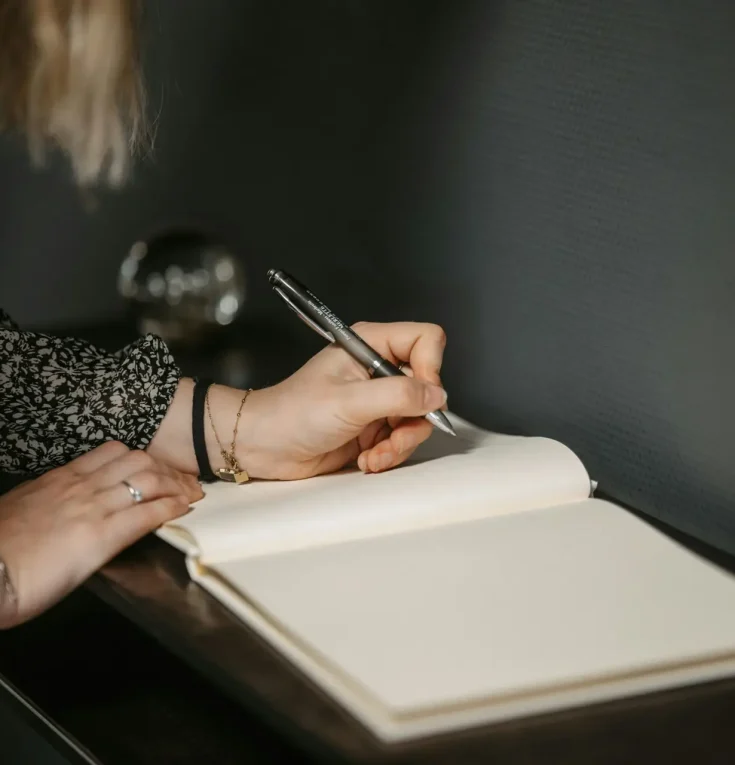 martin-baron-Sdu_-nbBl1A-unsplash